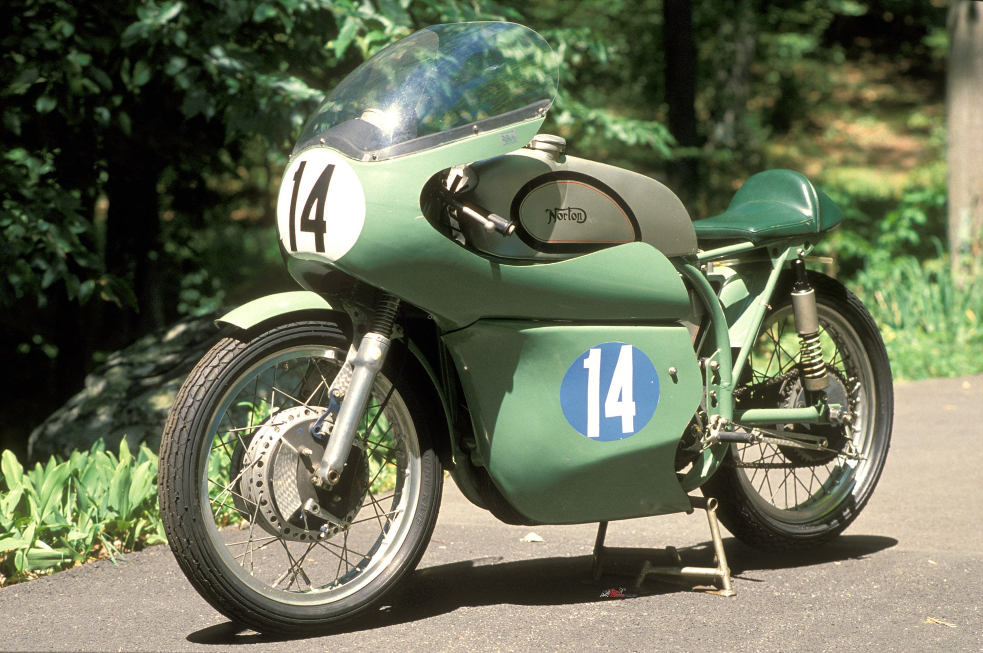 Francis Beart’s Final 350cc Manx Norton Revisited in Meticulous Detail