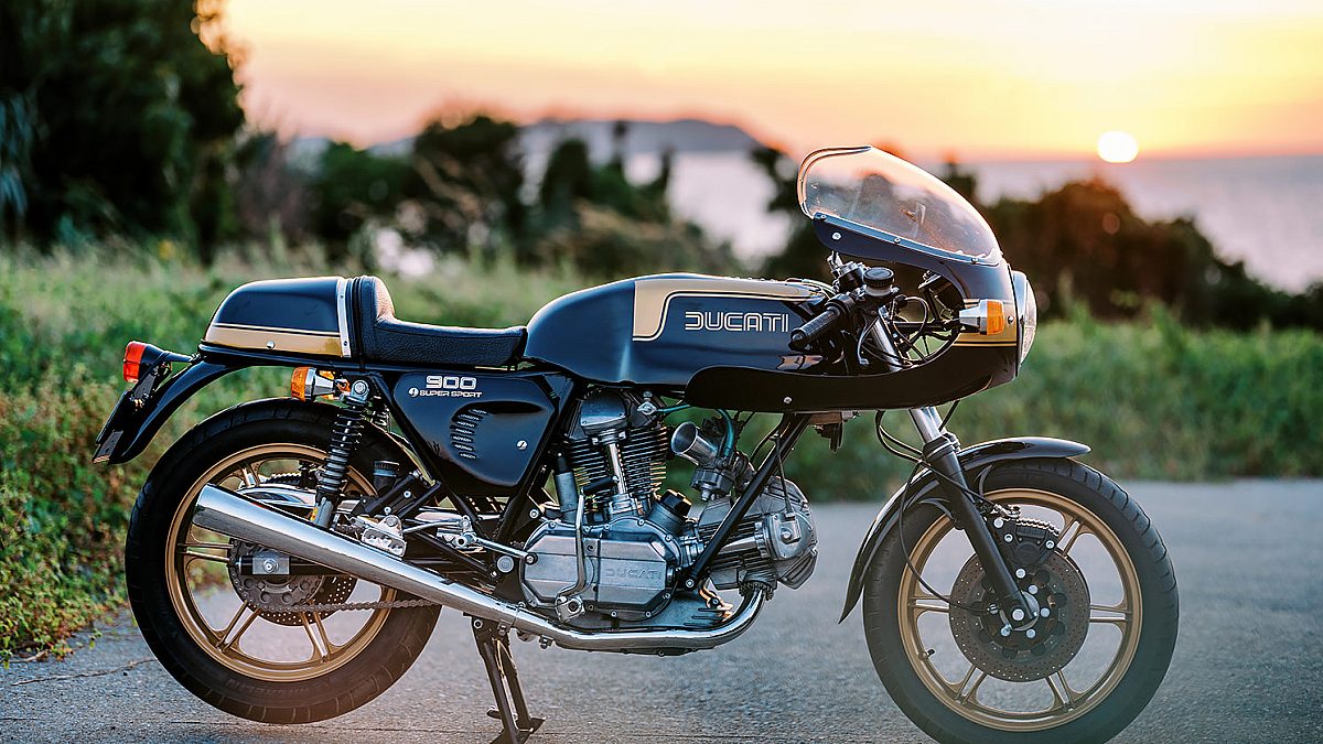 The Ducati 900SS That Survived an Earthquake — Revived by a Japanese Craftsman