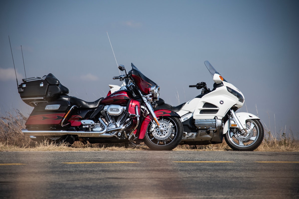 Gold Wing GL1800 vs. Harley Electra Glide CVO: A Battle of the Titans