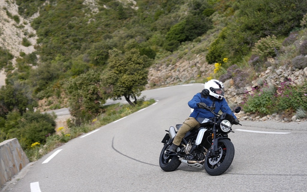 Husqvarna Svartpilen 801: From the 701 Single to a KTM-Derived 799cc Twin With 105 Horsepower