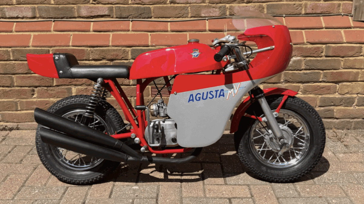 Miniature MV Agusta GP Replica Comes Up for Auction in the UK, an Officially Licensed Limited Piece