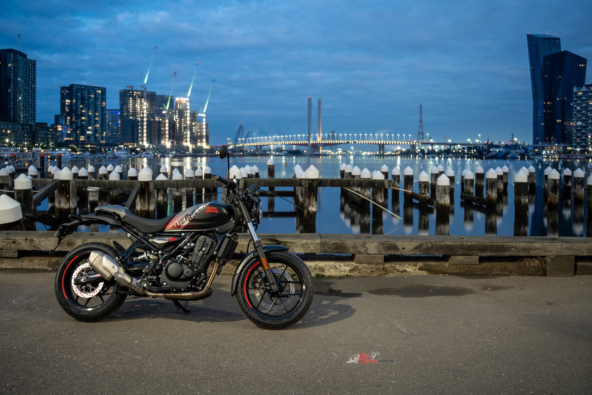 Royal Enfield Guerrilla 450 Apex: City-Focused Riding, Priced From A$8,390 in Australia