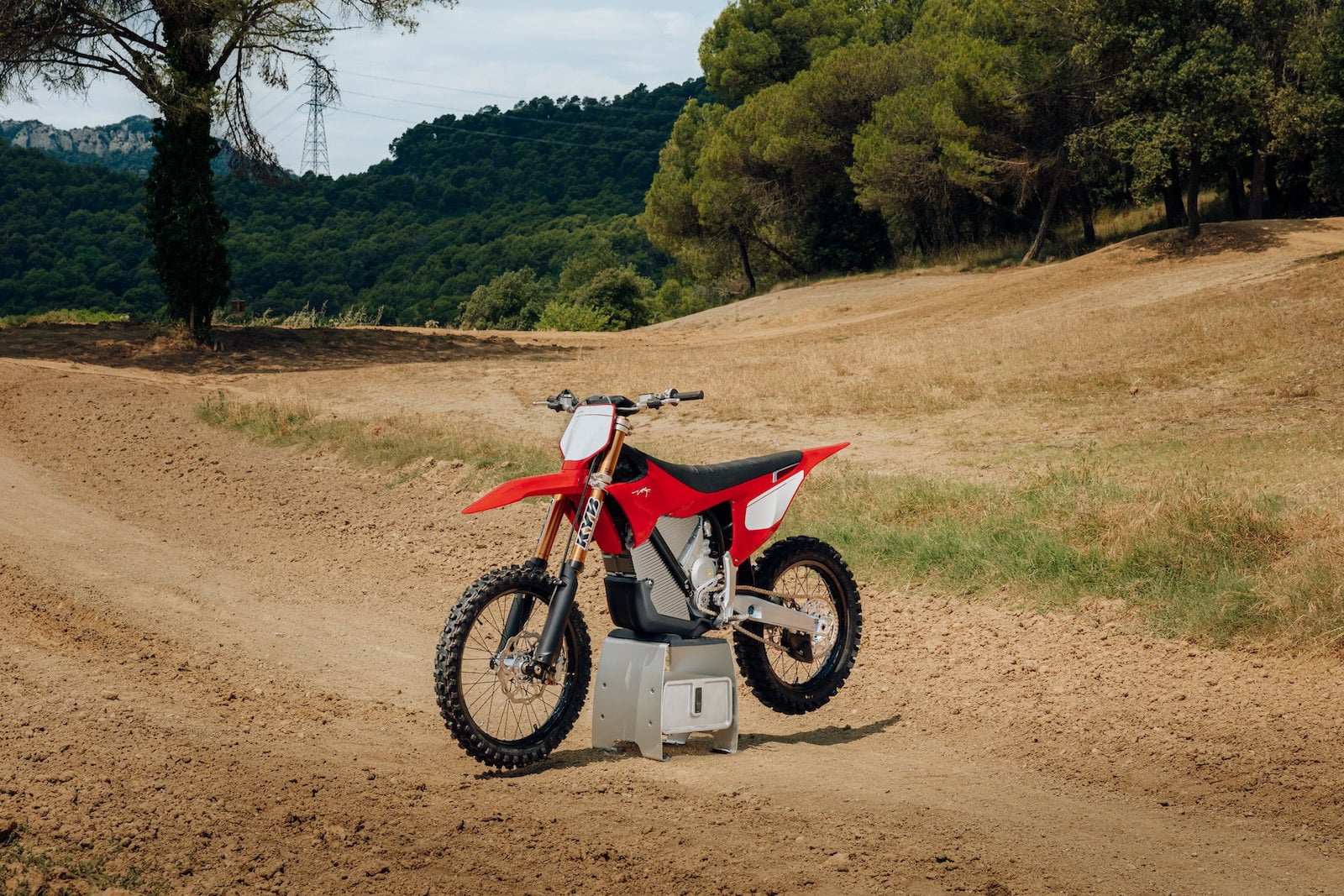 Stark Future Adds Limited Varg MX and EX Factory Editions