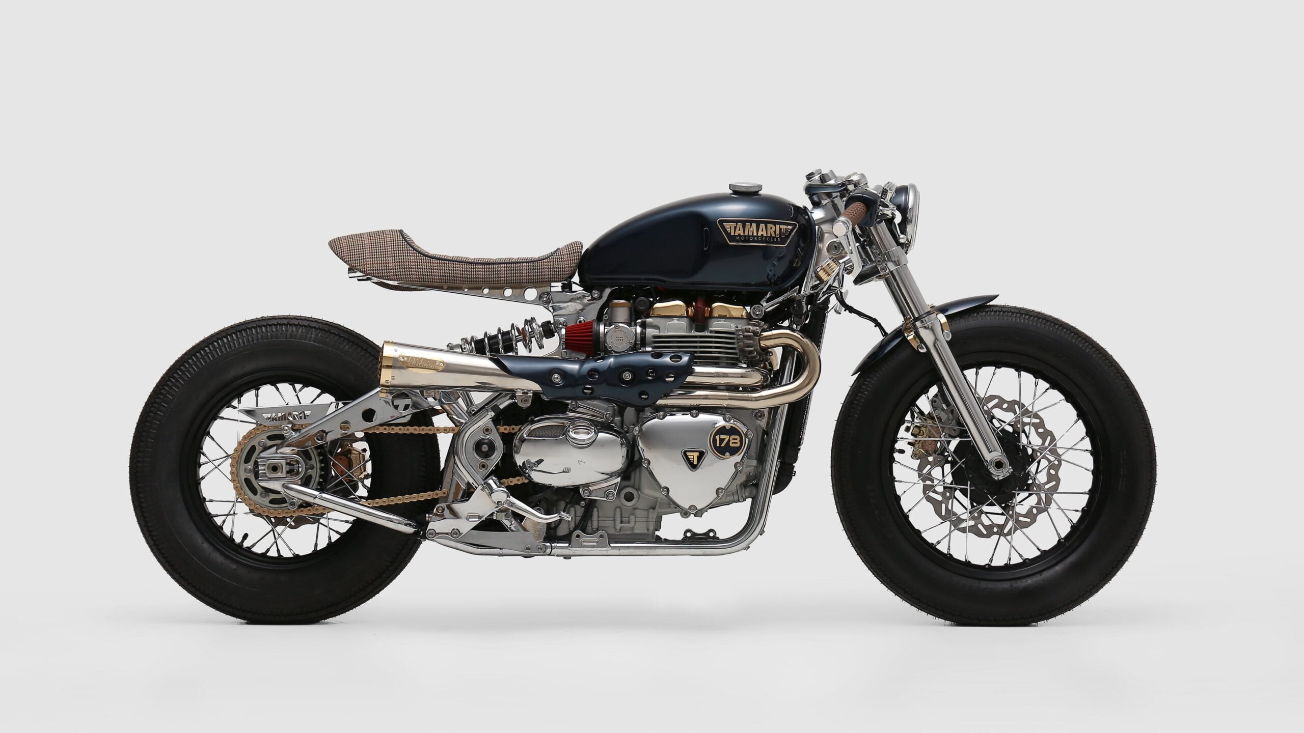 Spanish Workshop Tamarit Turns a Triumph Bonneville Bobber Into a Gentleman's Café Racer