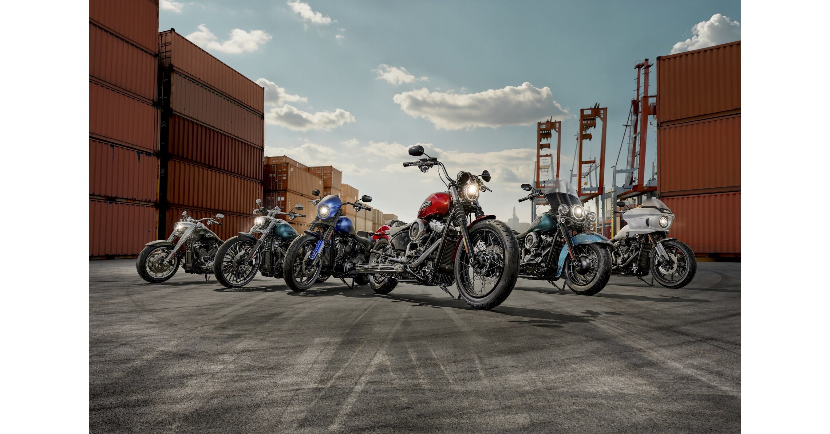 Harley-Davidson Marks America's 250th Anniversary With Liberty Edition, Revives the Super Glide