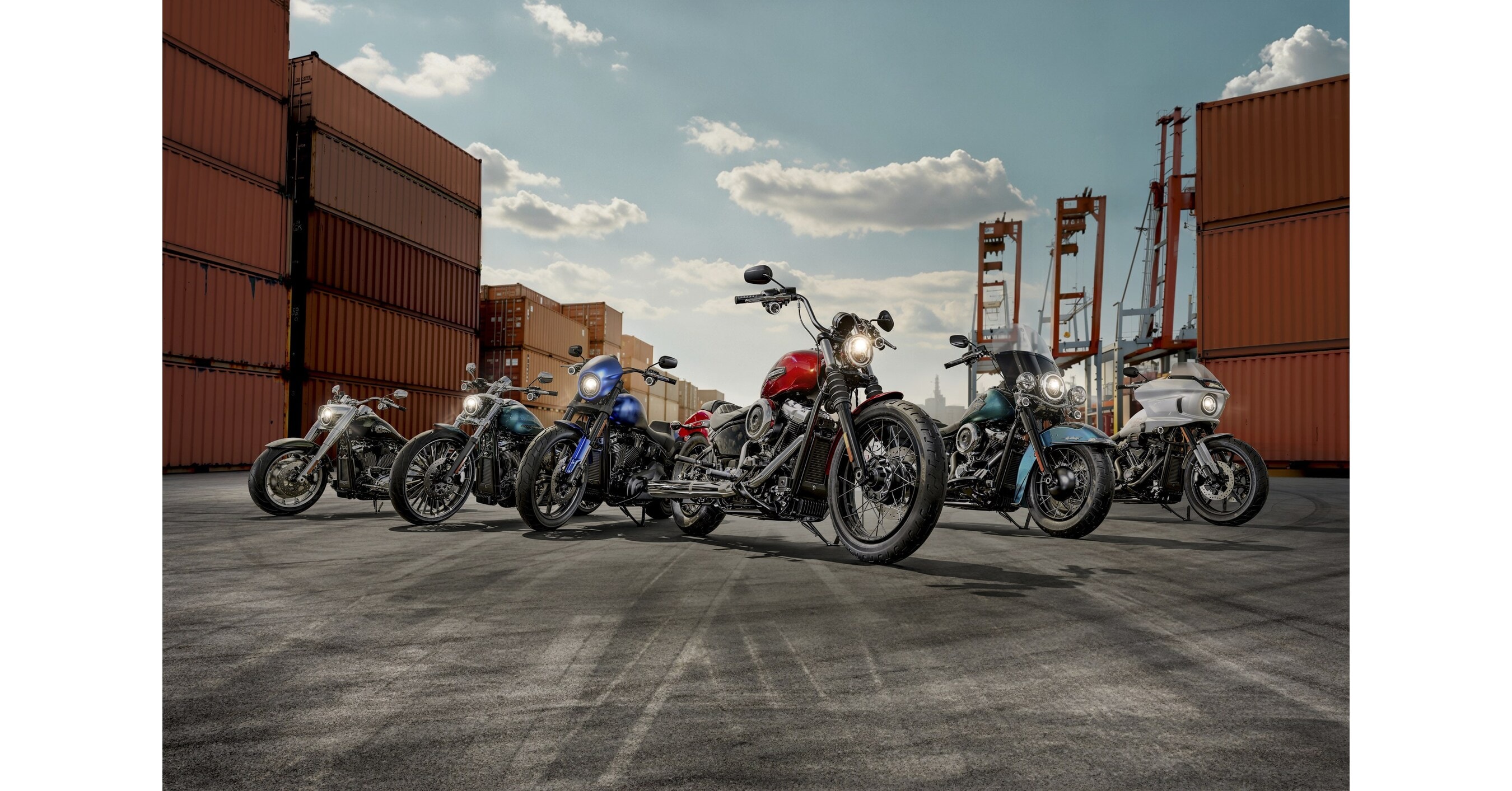 Harley-Davidson Marks America's 250th Anniversary With Liberty Edition, Revives the Super Glide