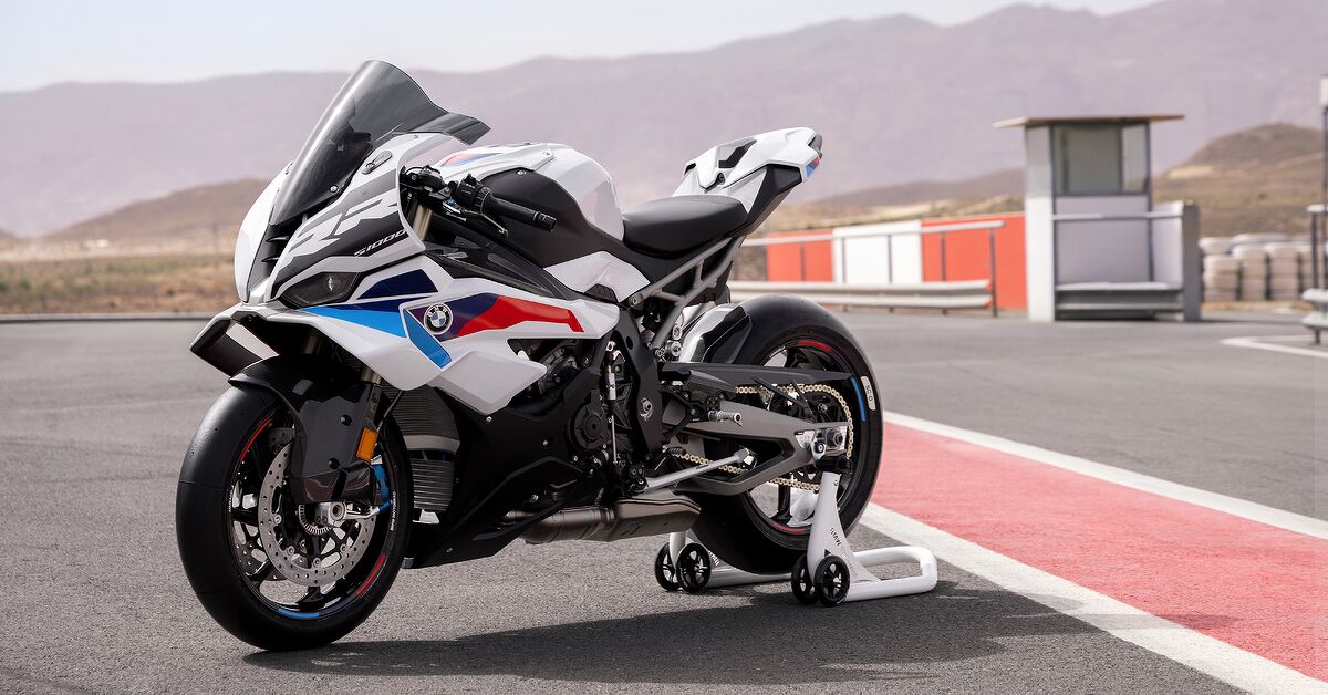 BMW Recalls Nearly 17,000 S 1000 RR Superbikes Over Ignition Lock Failure