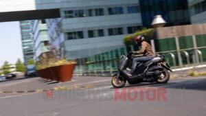 Dutch Outlet Rides the 2026 Yamaha NMAX 155 Tech Max, a Well-Equipped Scooter That Delivers
