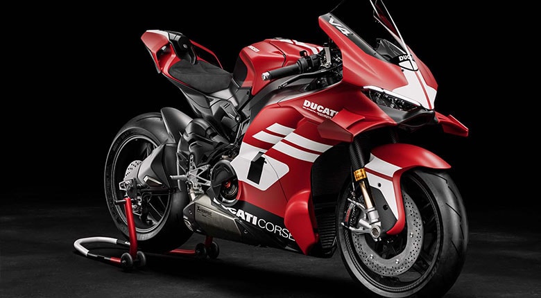 Ducati Unveils the Superleggera V4 Centenario: A 228hp Limited-Edition Extreme