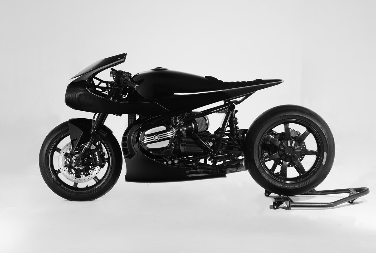 Vietnam's Chuca Garage Builds a 3D-Scanned Custom BMW R nineT