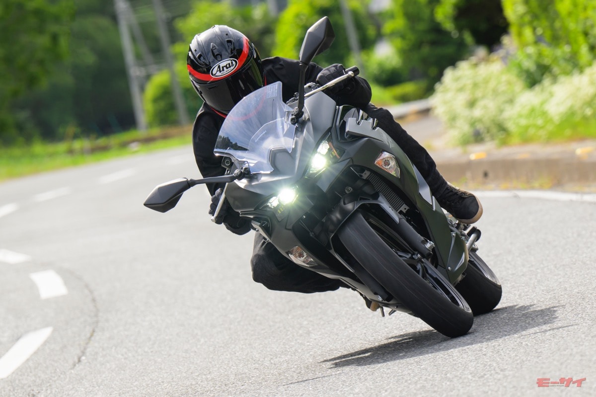 Kawasaki Ninja 500 and Z500 Tested: 451cc Twins Balance Ease and Agility