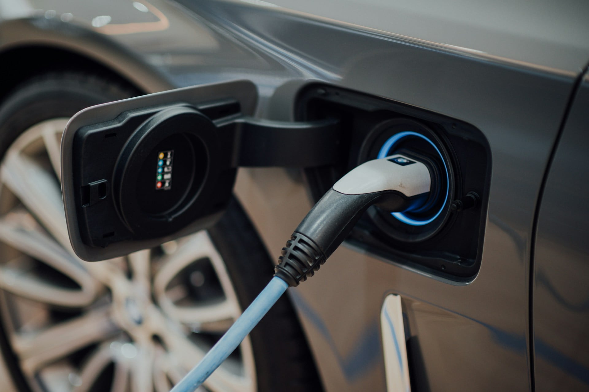 China's EV Exports Rise 68.7% in First Half of 2026—Electric Two-Wheelers and Bicycles Also Up 31.5%