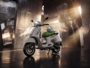 Vespa Celebrates 80th Anniversary with 'Edizione Ottantesimo,' Limited to 1,946 Units Based on GTS 310