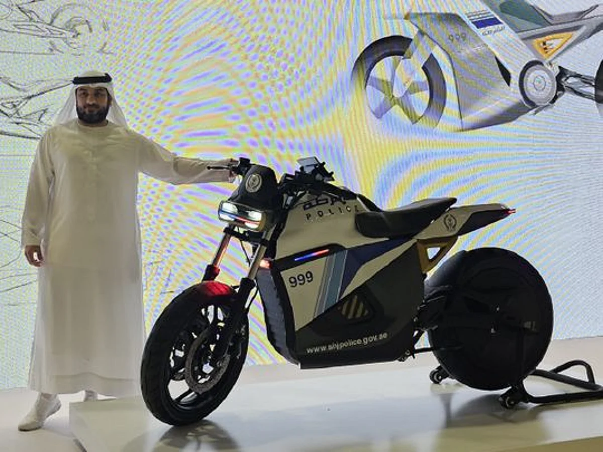 UAE-Built Electric Motorcycle Unveiled: 155km/h Top Speed, 300km Range, Developed at Sharjah Tech Hub