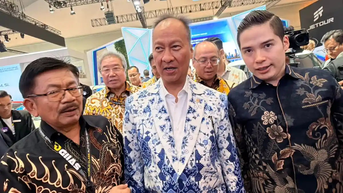 Indonesia Redesigns Electric Two-Wheeler Incentives Around National Vehicles