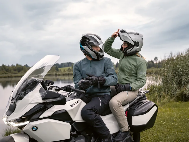 BMW Motorrad Launches the Glandon AIR, an AA-Rated Summer Jacket