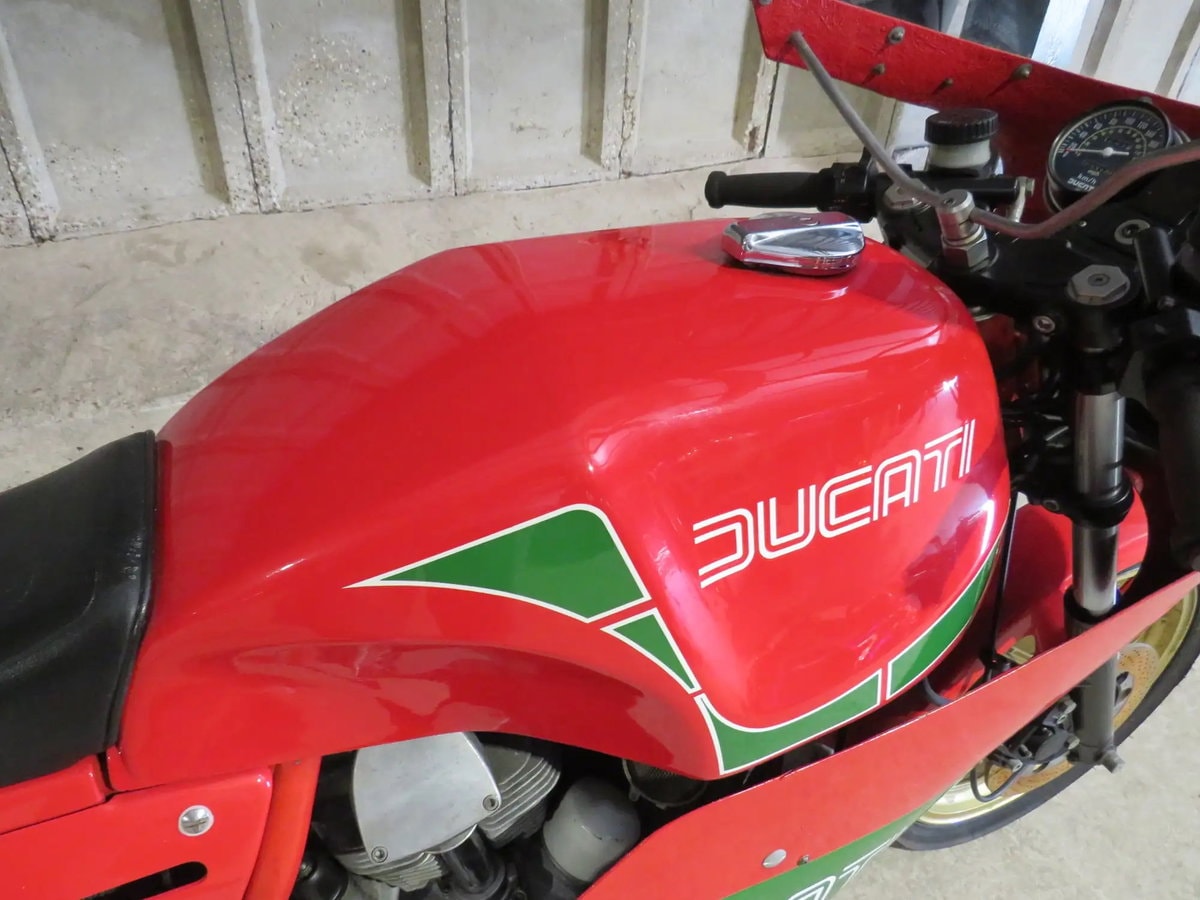 Iconic Ducati Mike Hailwood Replica Heads to Auction