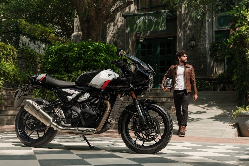 2026 Triumph Thruxton 400 — A 398cc Café Racer With 41hp Wrapped in Modern Design