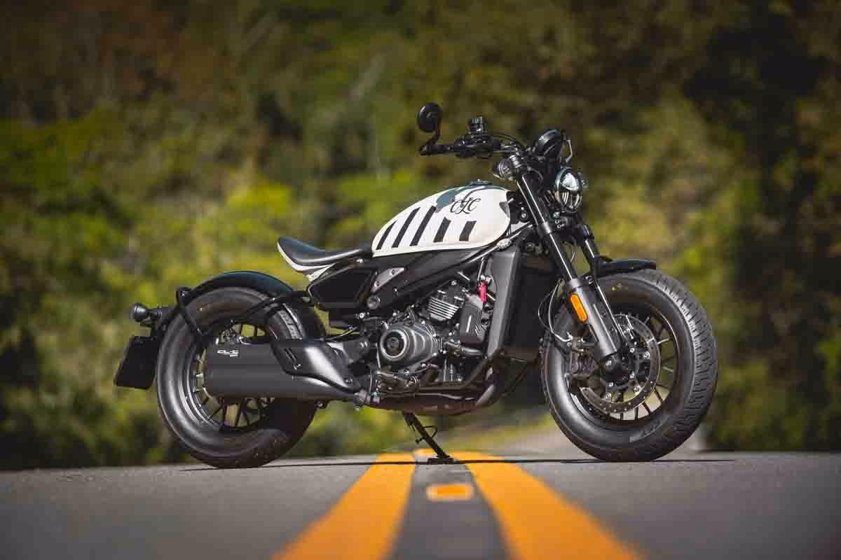 CFMOTO 450CL-C Bobber Review Balances 44cv Performance and Modern Tech