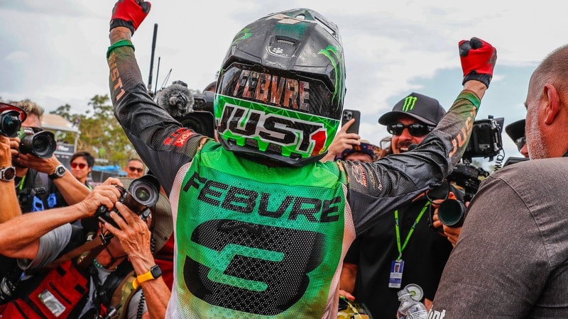 Romain Febvre and Kawasaki End Seven-Year Partnership, Reigning MXGP Champion's Future in Focus
