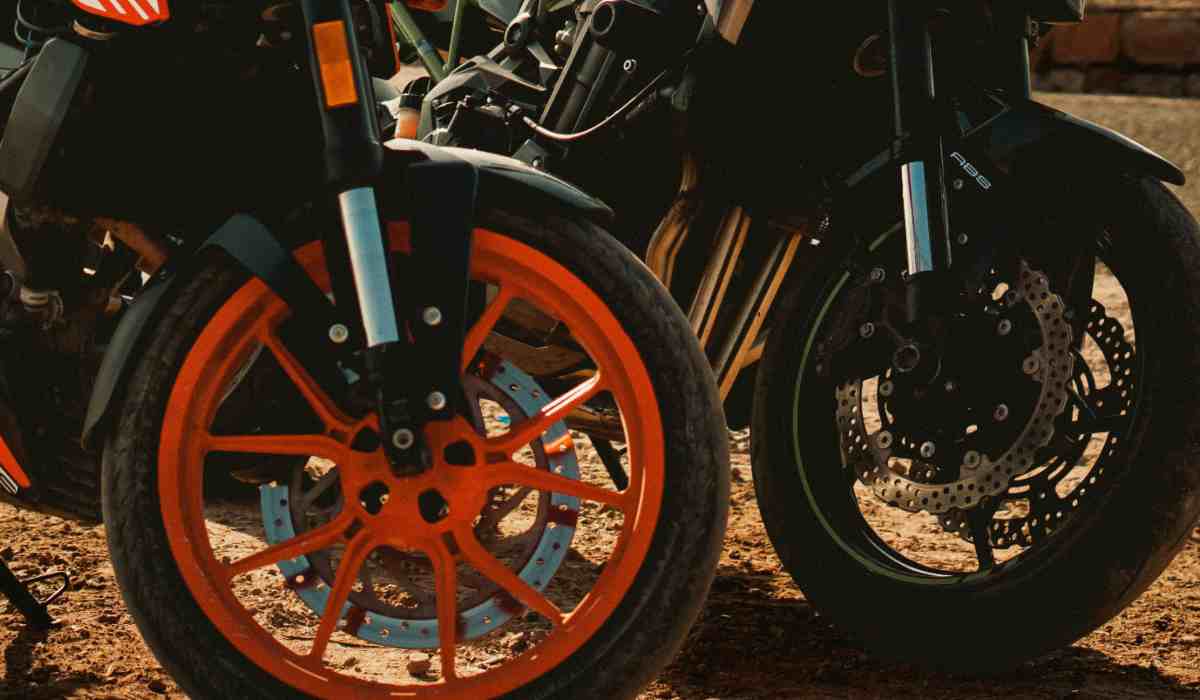Colombia's Motorcycle Market Surges as KTM Distributor's Assets Top 77 Billion Pesos