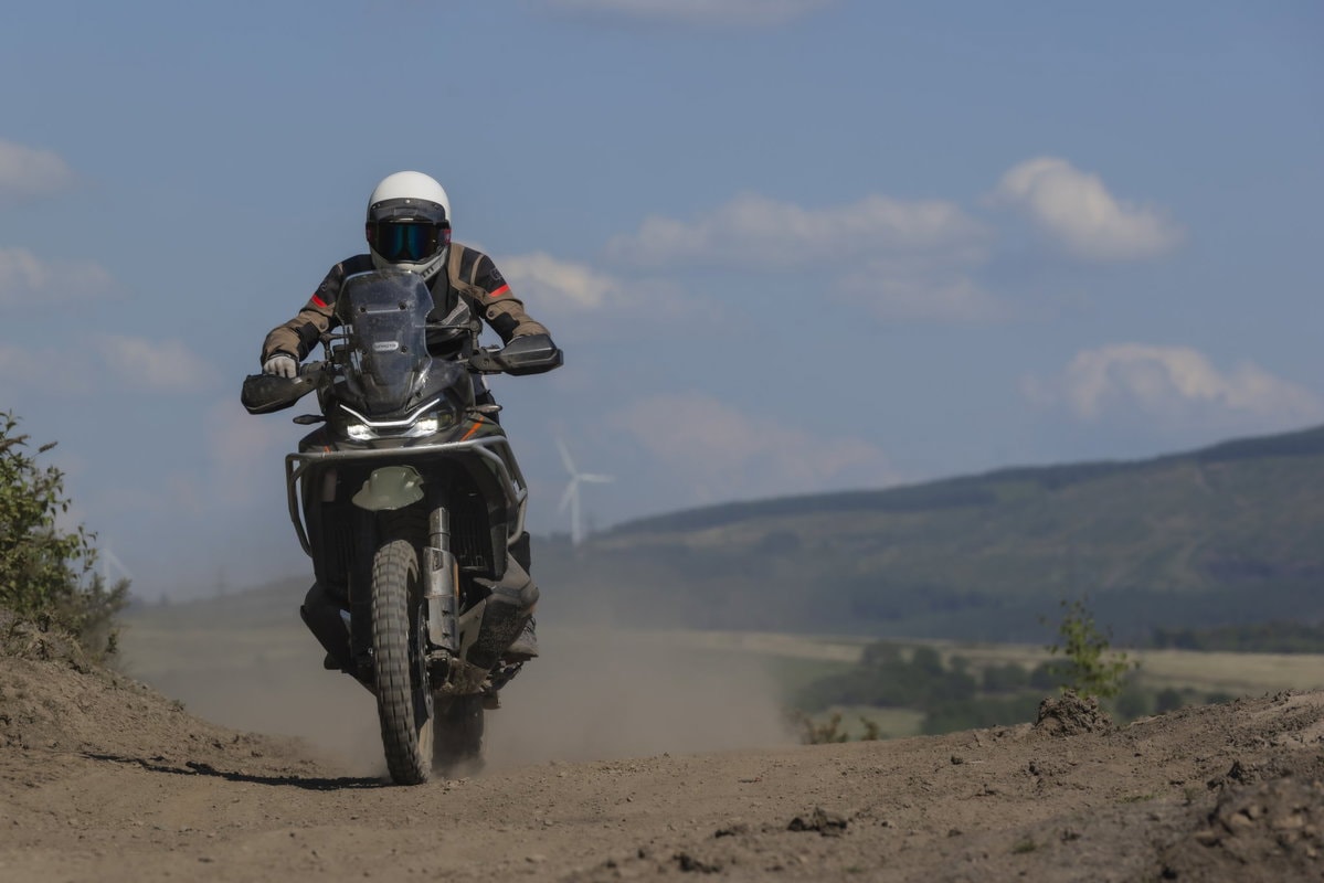 Riding Safely in Extreme Heat: Basic Tips to Beat the Summer Sun