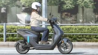 Yamaha JOG E Goes on Sale Nationwide July 17, a Swappable-Battery Moped-Class EV Scooter